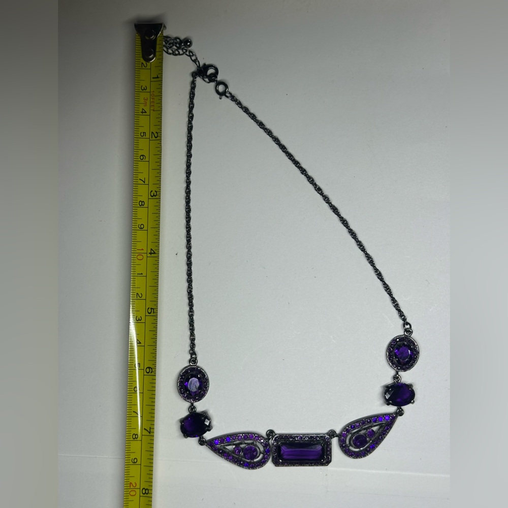 Avon Purple Geometric Necklace NWOT - Picture 3 of 4